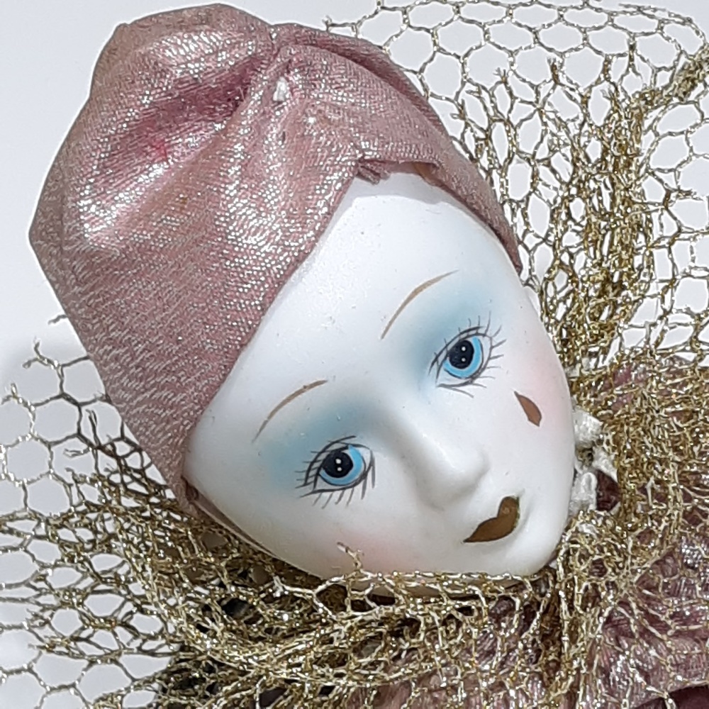 San Francisco Music Box Clown Porcelain Handpainte